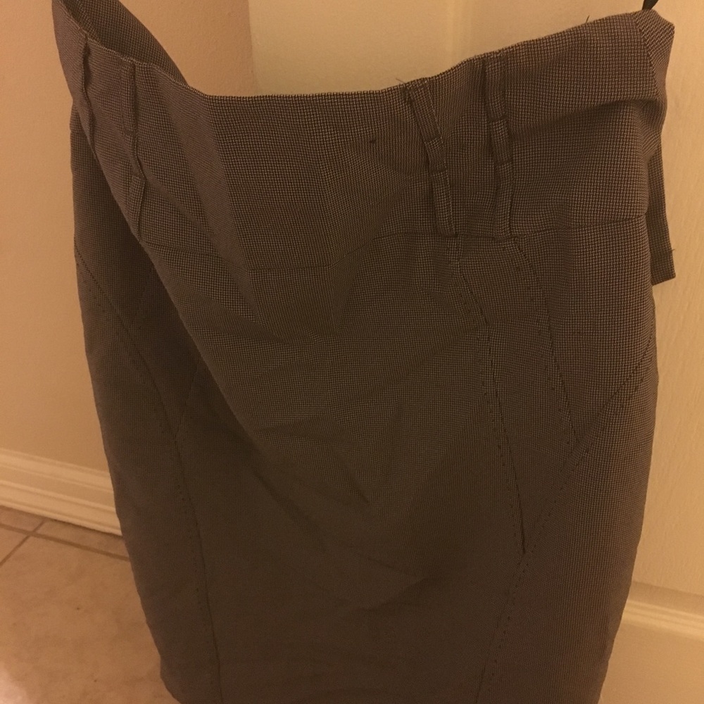 Pretty high waisted skirt